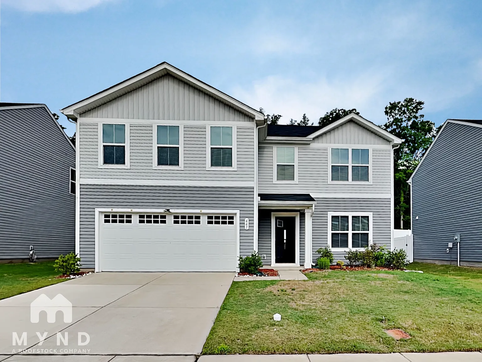 4 bed, 2.5 bath, 2203 sqft, $2,275 — Photo 1