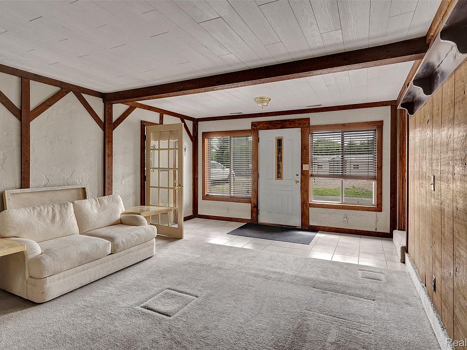 4901 Pointe Tremble Rd, photo 20