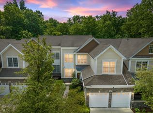 49671 Timber Trl, Novi, MI 48374