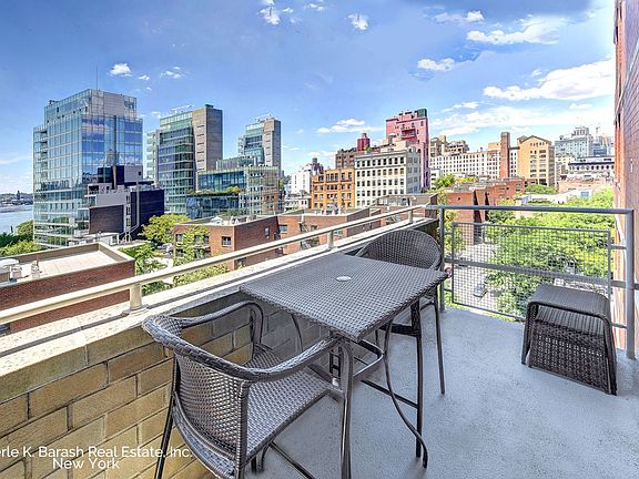 2nd image of 140 Charles St APT 9E