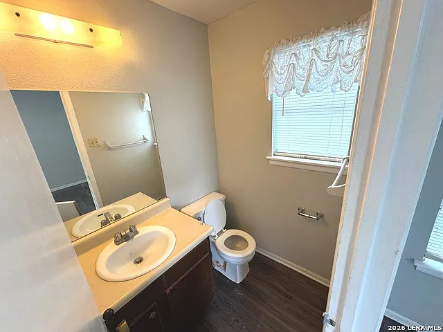 7300 Deep Spring Dr — Photo 5