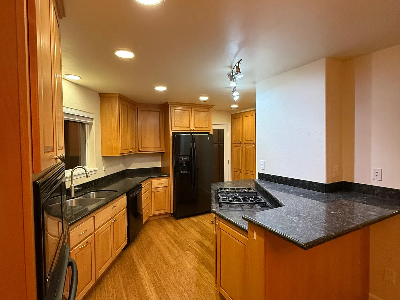 13377 Prather Way — Photo 3
