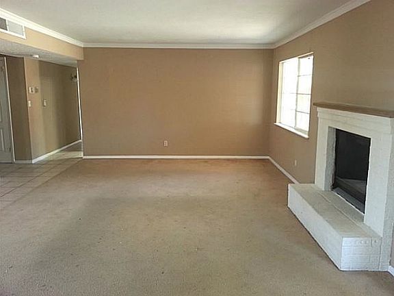 2nd image of 10933 Bywood Dr