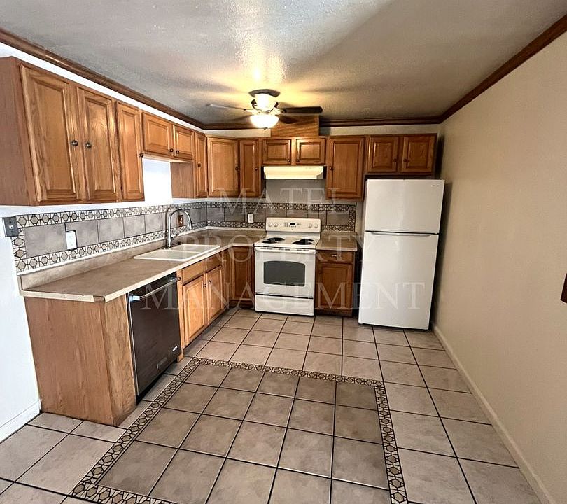 1st image of 321 Gran Via Ct