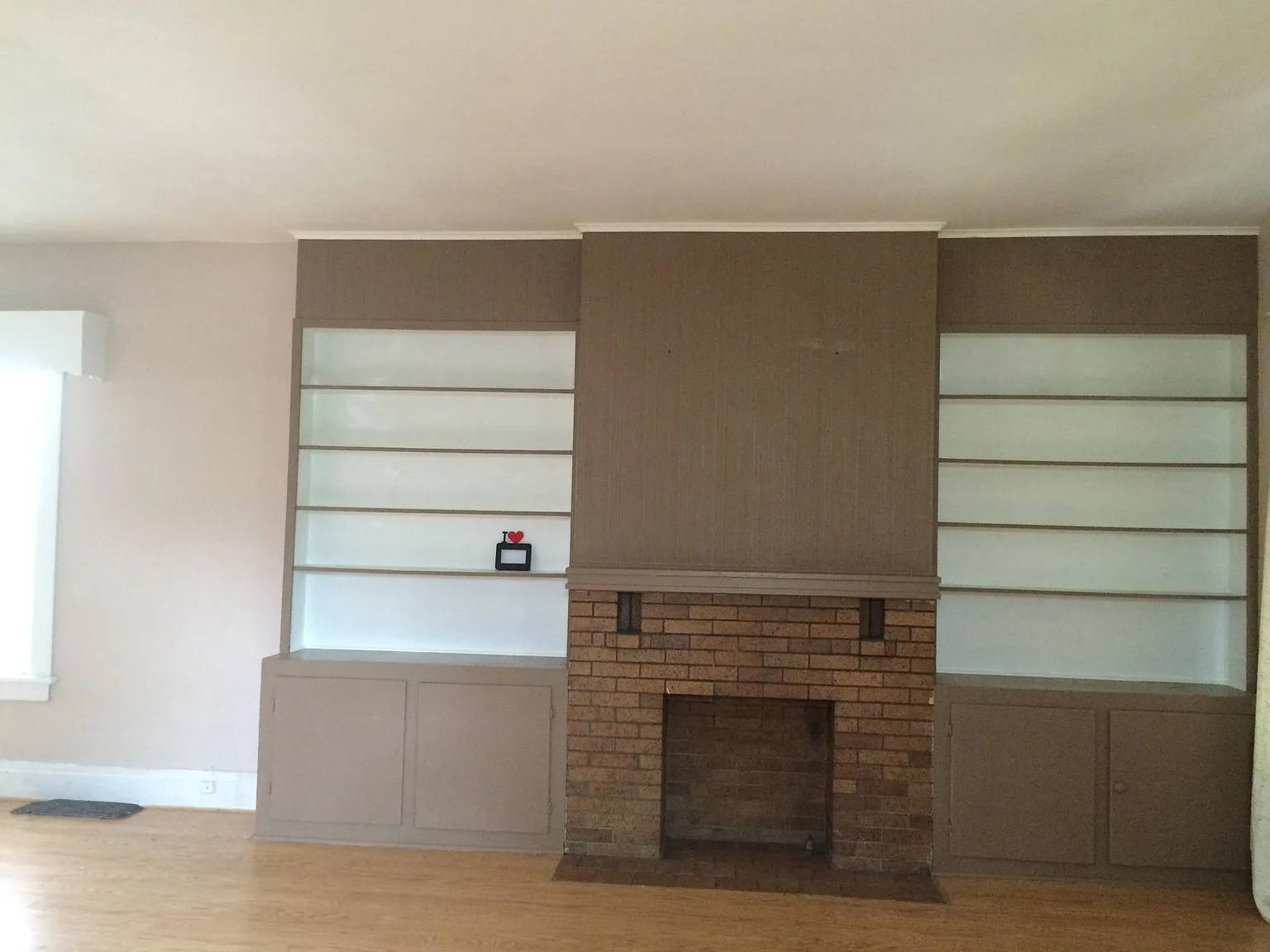 180 W Delavan Avenue — Photo 3
