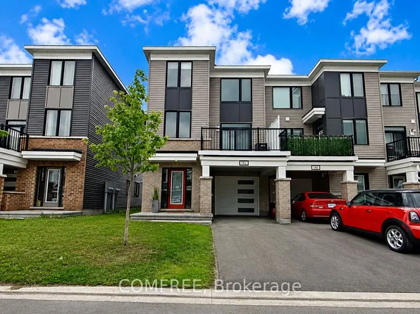 92 Ballinora Ln, Ottawa, ON K2S 2Z5