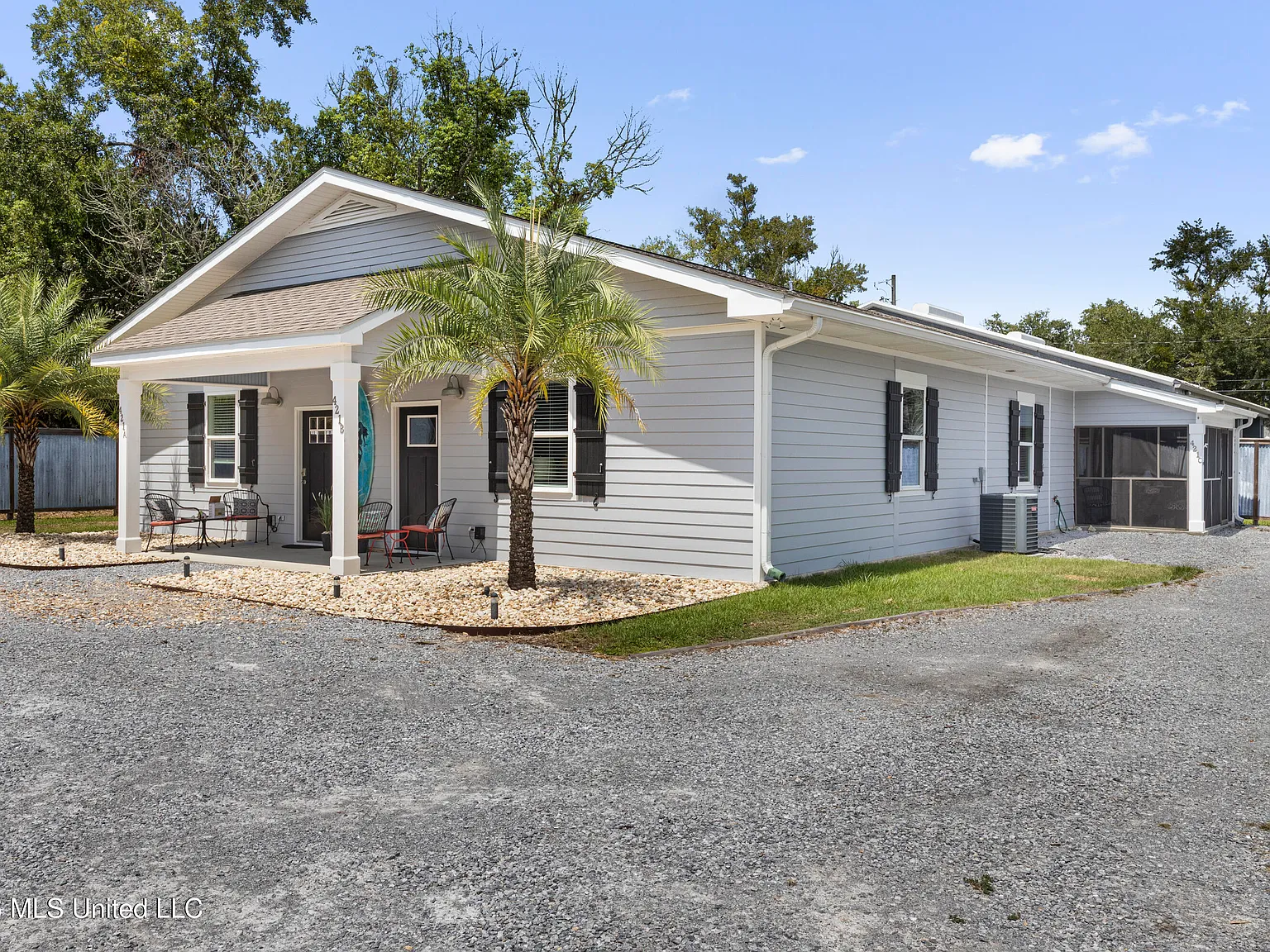 1 bed, 1.0 bath, 900 sqft, $1,850 — Photo 3