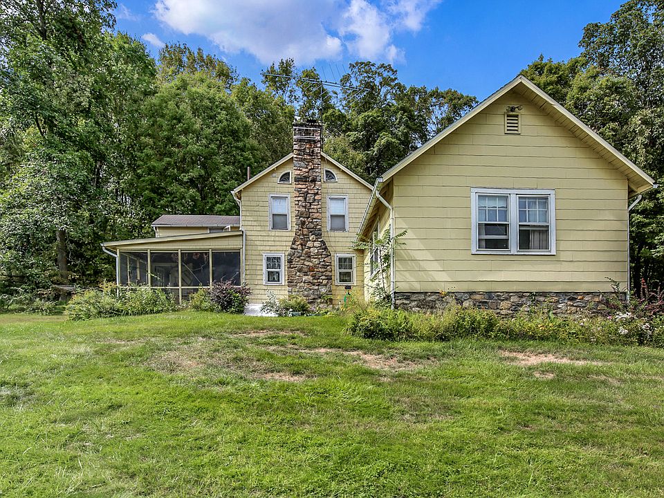 168 Pinesbridge Road