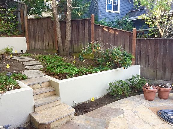 4th image of 608 Vista Dr