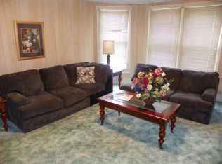 435 Chestnut St APT 3, Greensburg, PA 15601