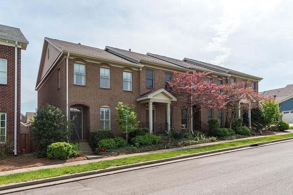 1st image of 1433 Winding Creek Dr