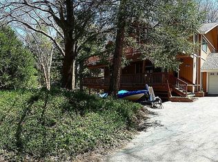 163 Cumberland Dr, Lake Arrowhead, CA 92352