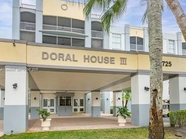 9725 NW 52nd St APT 111, Doral, FL 33178