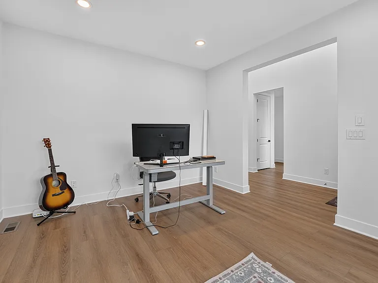 5868 Santa Cruz Point — Photo 10