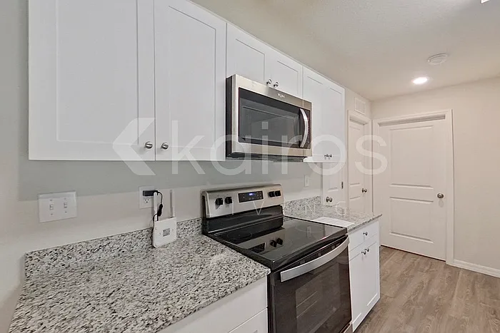 9099 Aegean Cir — Photo 5