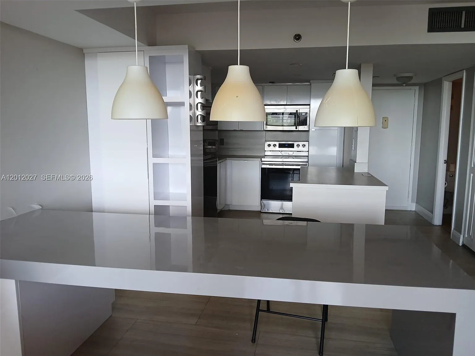 Park Place Condominium No — Photo 2