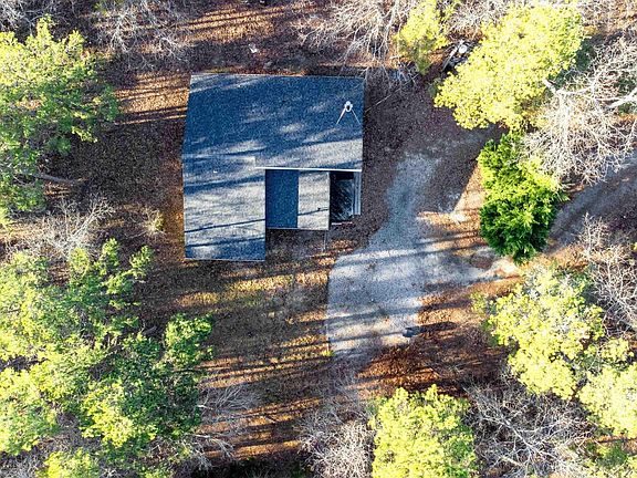 4th image of 7423 Driftwood Ln