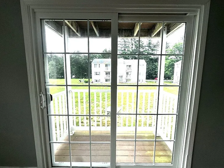 Corning House — Photo 42