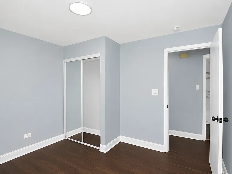 Chelsea Ln — Photo 20