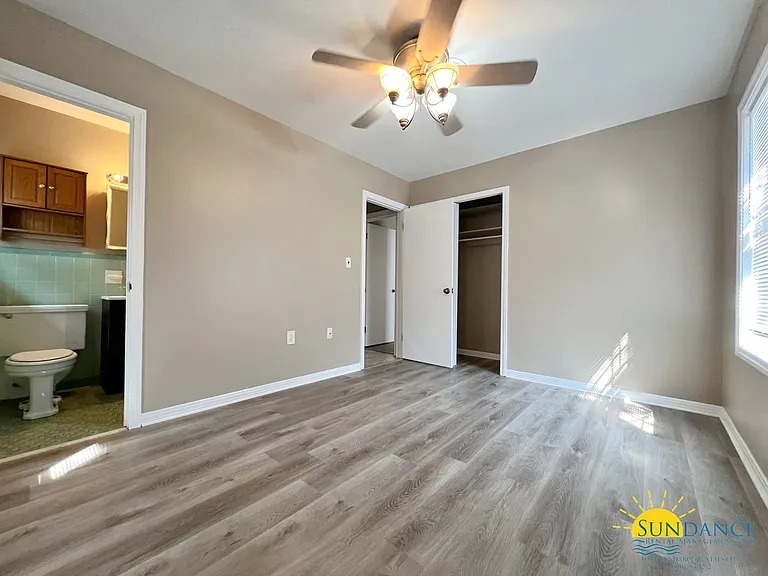 108 Memorial Pkwy NW — Photo 14