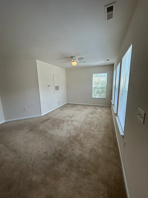 Building Photo - 806 W Washington St #302