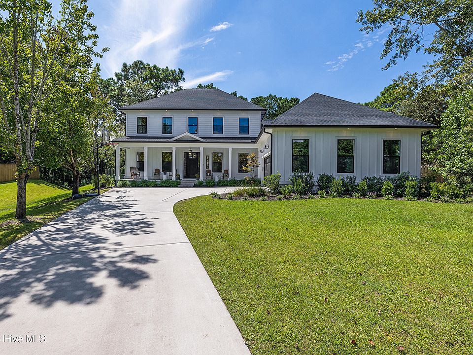 1st image of 7600 Cazaux Court