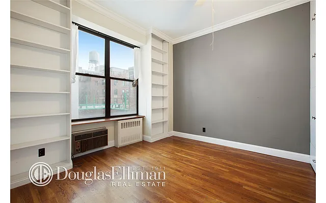 Sold by Douglas Elliman | media 21