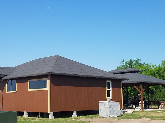 2nd image of 1226 Moulin Ave