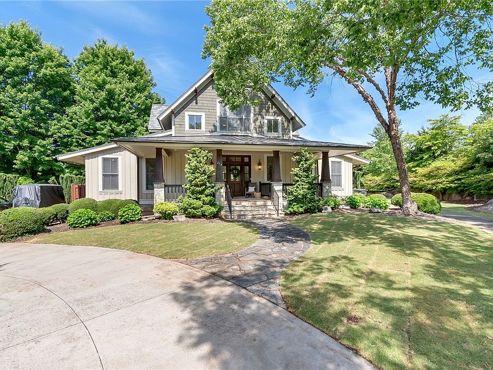 1st image of 214 Linkside Ct