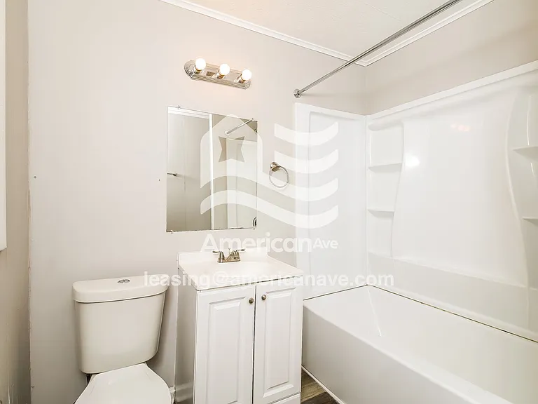 1181965_009_bathroom_14.jpg