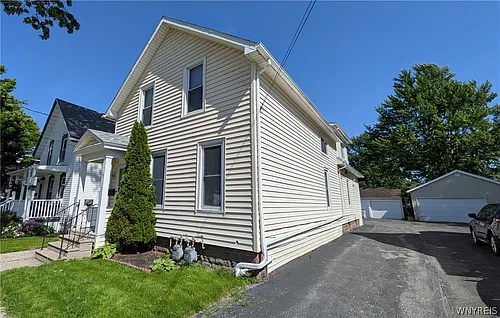 339 Fletcher St Photo 1
