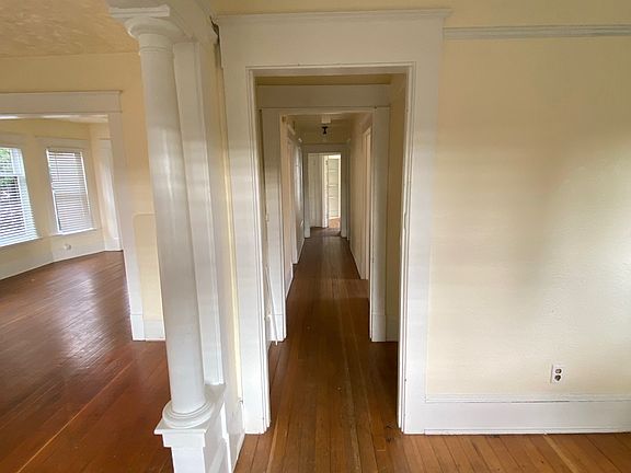 3rd image of 3410 N Missouri Ave #3410