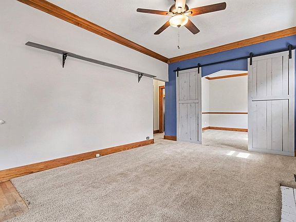 4th image of 24 Sunset Ave