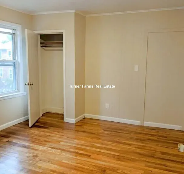 60 Buzzells Ln — Photo 10