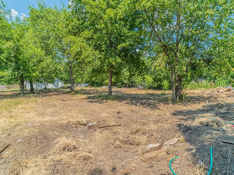 1208 Dan Gould Dr — Photo 23