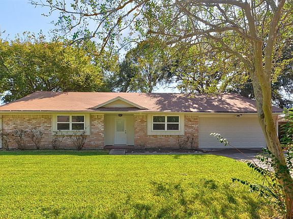 3rd image of 1911 Dellore Ln