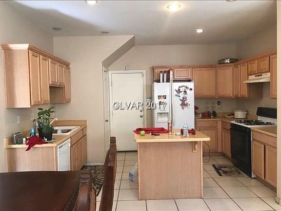 4th image of 10766 Avenzano St