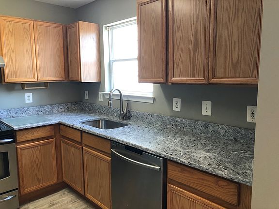 2nd image of 337 Surrey Club Ln