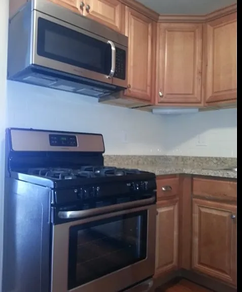 1168 Main St #B — Photo 3