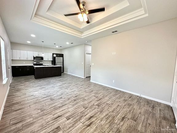 5th image of 1408 Rosemary Dr #2