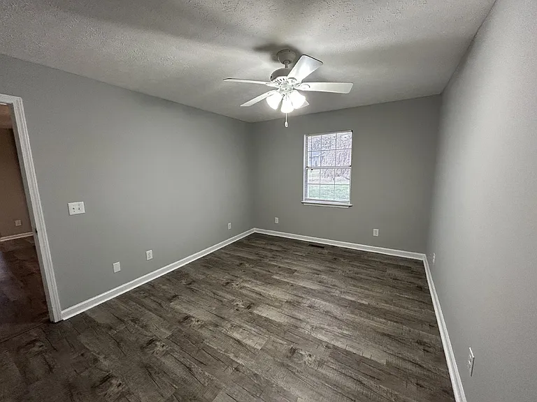 3522 Southmeade Dr — Photo 6
