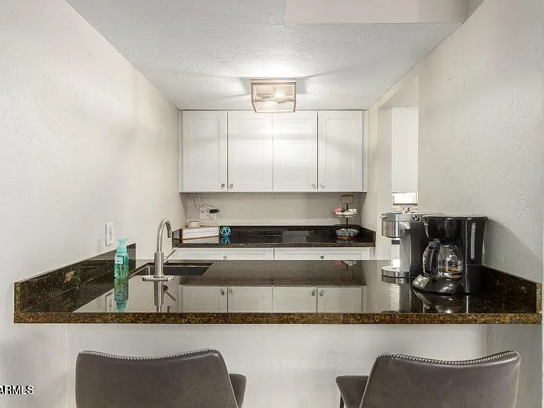 956 Castillo Dr E — Photo 12
