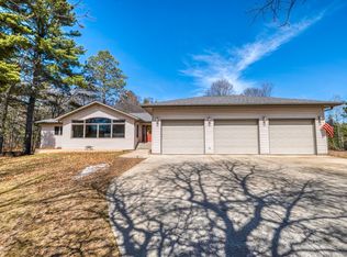 607 Maple Ridge Ct NW, Bemidji, MN 56601