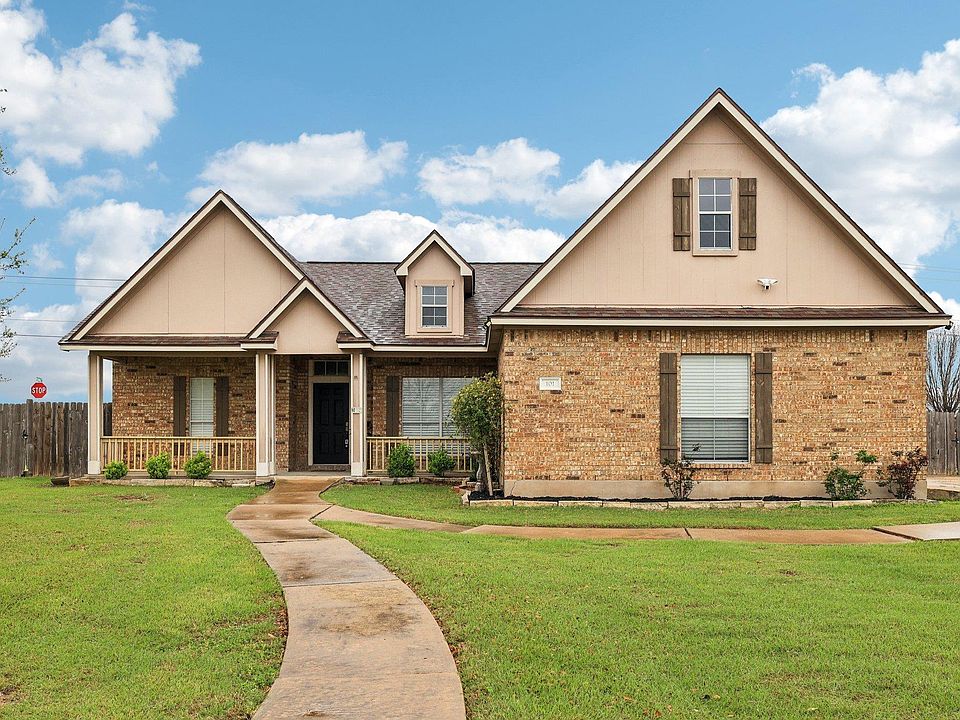 1st image of 101 Blanco Dr