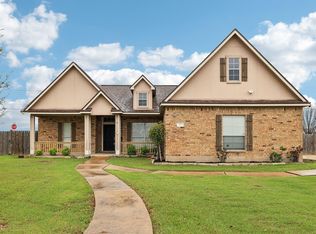 101 Blanco Dr, Hutto, TX 78634