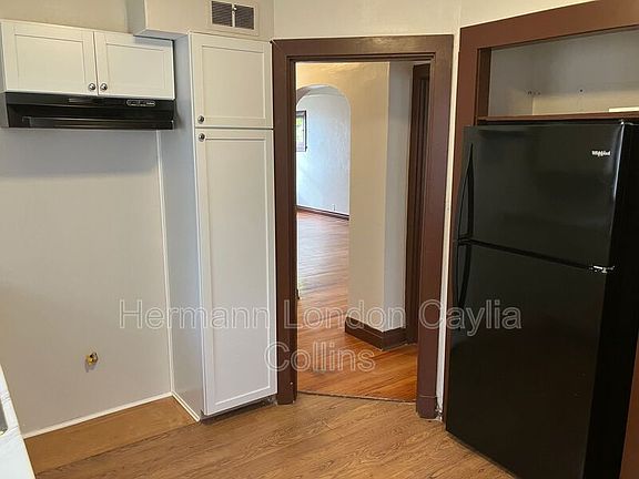3rd image of 420 Shirley Ave