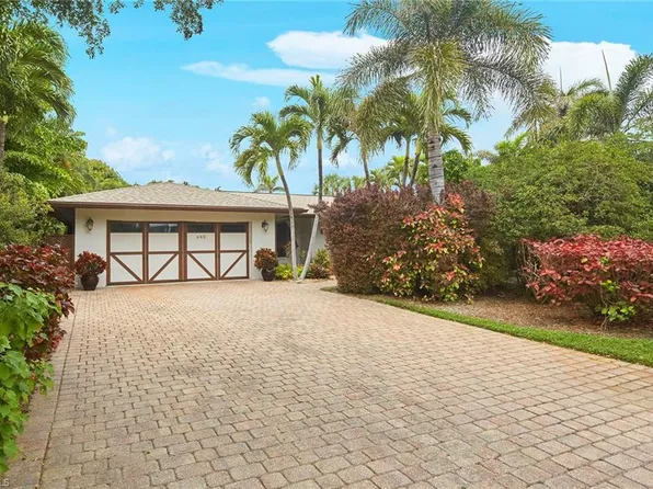 695 7th AVE N, NAPLES, FL 34102