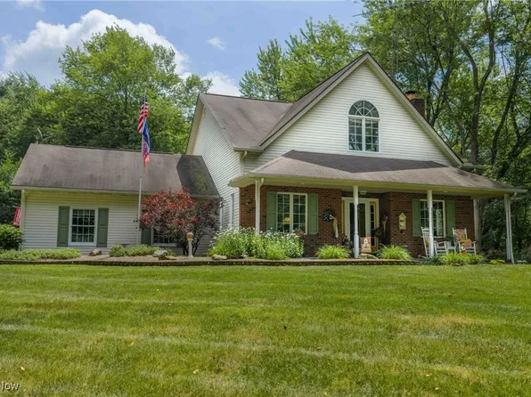 6535 Middle Run Rd NW, Dover, OH 44622