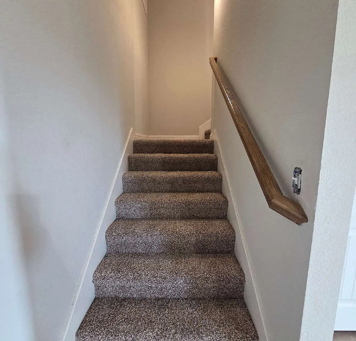 3 bed, 2.0 bath, 1544 sqft, $1,700 — Photo 2
