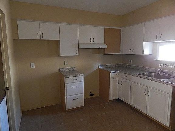 5th image of 3987 Crayrich Cir #C